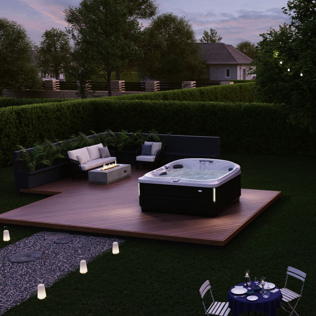 Jacuzzi® J475IP™ - 6 Person Hot Tub With 1 Lounger