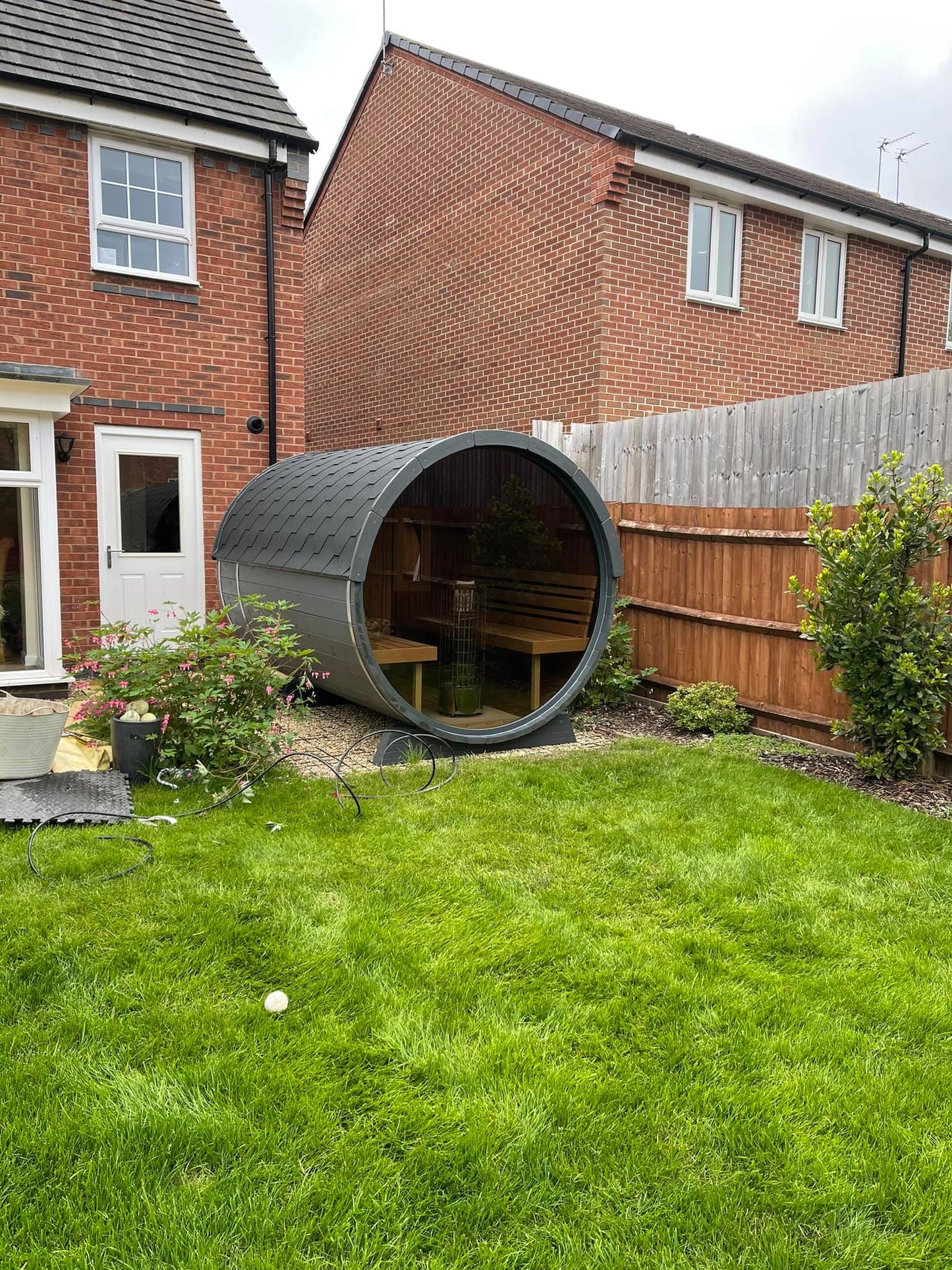  Outdoor Terrace 160 - 2 To 4 Person Barrel Sauna