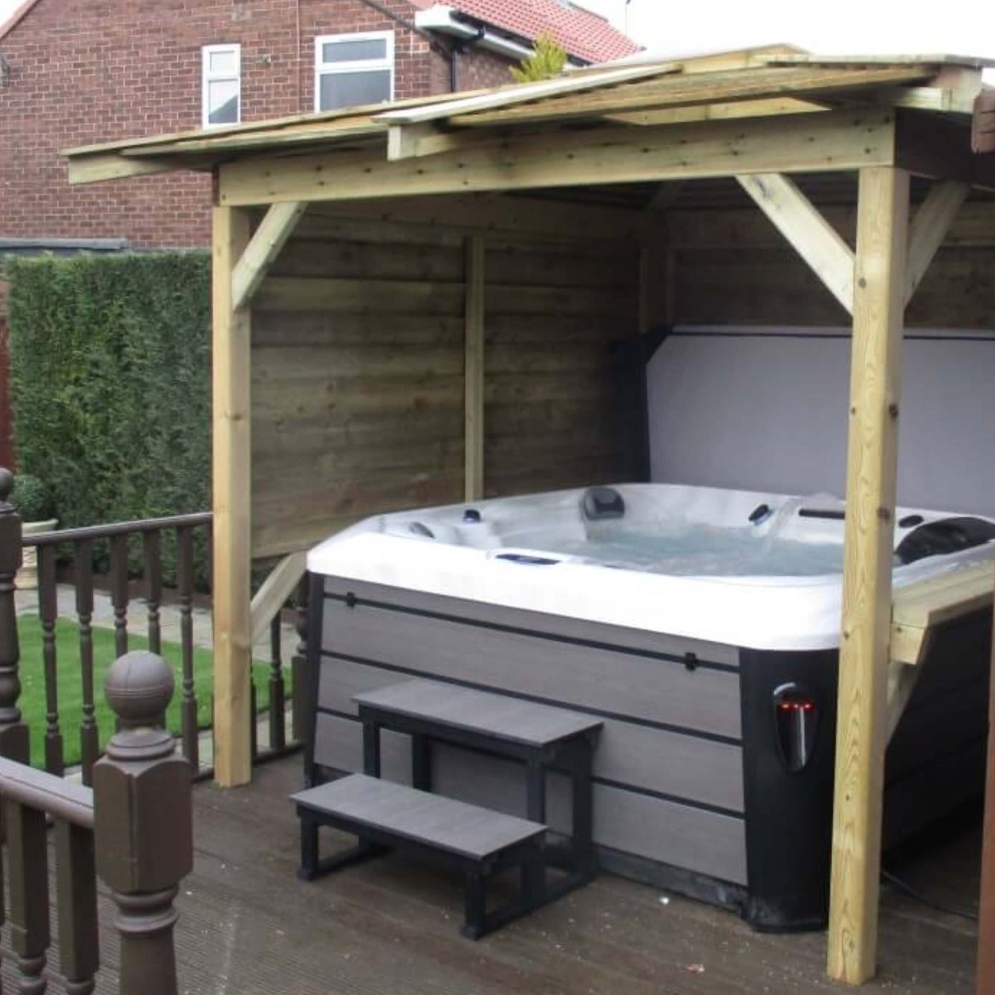  Outdoor Santorini - 5 Person Hot Tub With Gazebo Package