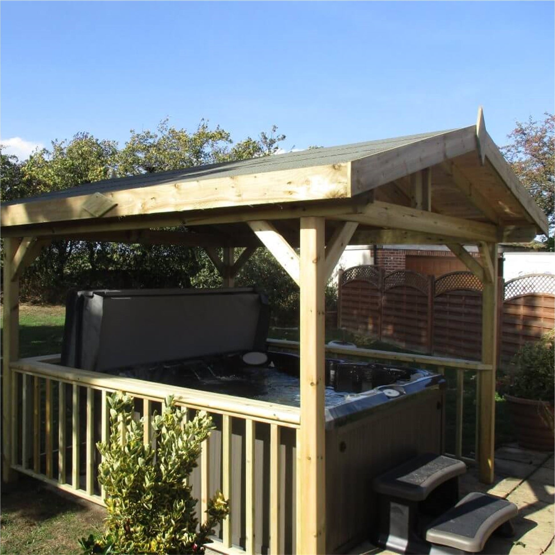 Jacuzzi® J235™ - 5-6 Person Hot Tub With Gazebo Package