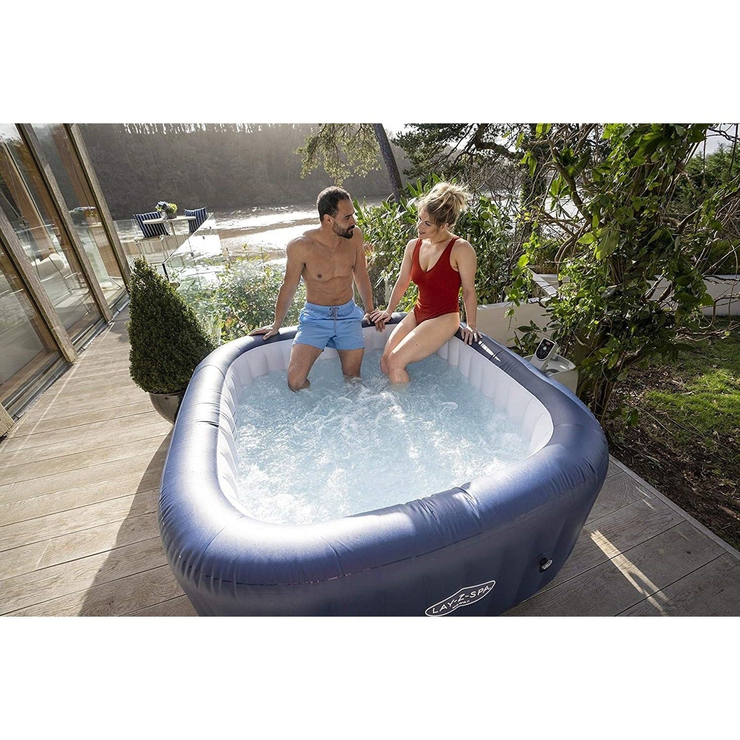 Lay-z Spa Lay-Z-Spa® AirJet Hawaii - 6 Person Inflatable Hot Tub