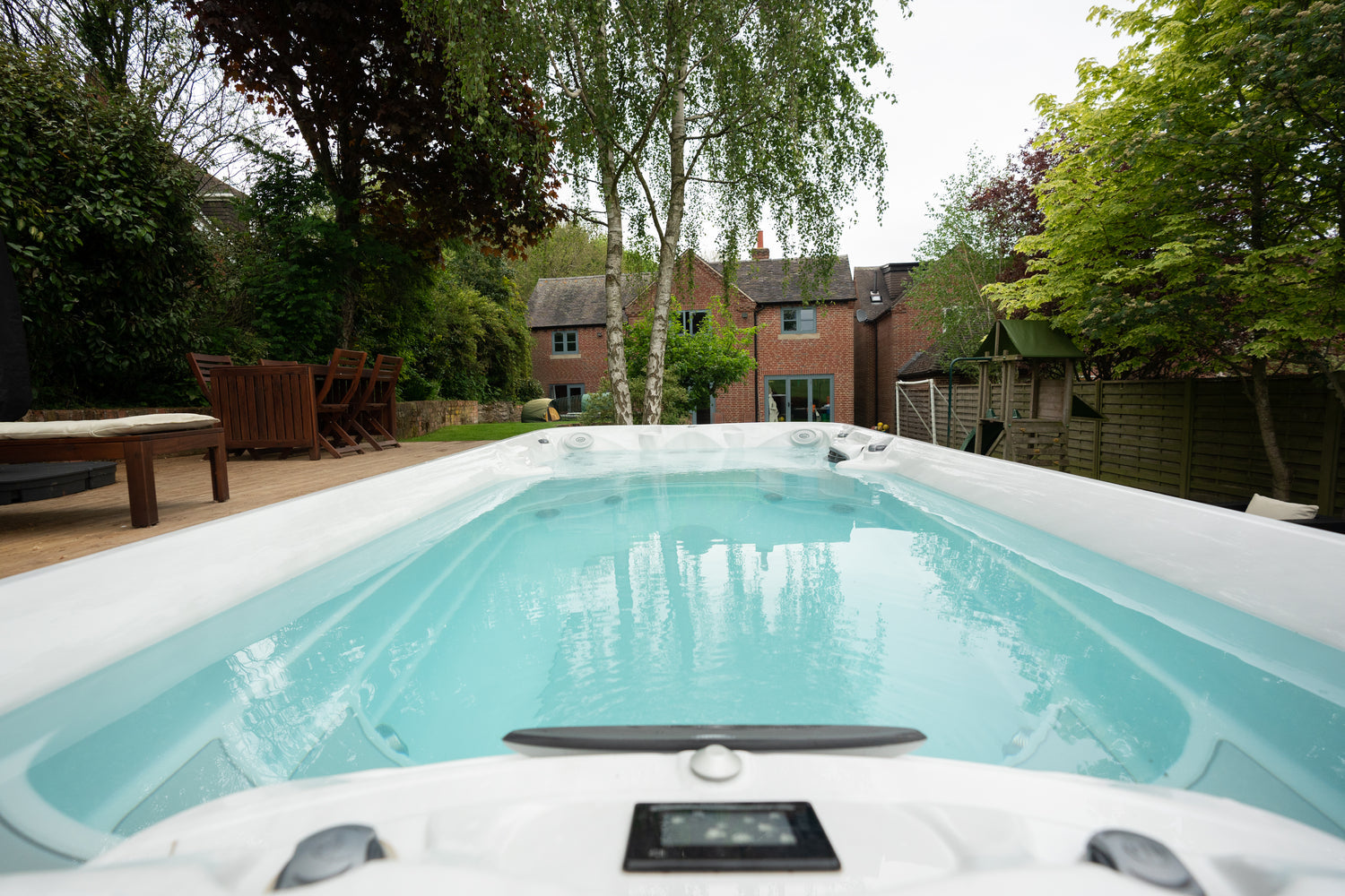  Jacuzzi® PowerPro™ J-19™ - 19ft Swim Spa