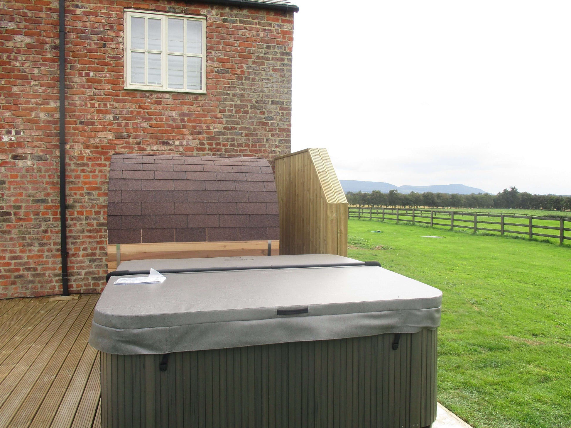  Deluxe 185 - 4 To 5 Person Indoor/Outdoor Barrel Sauna