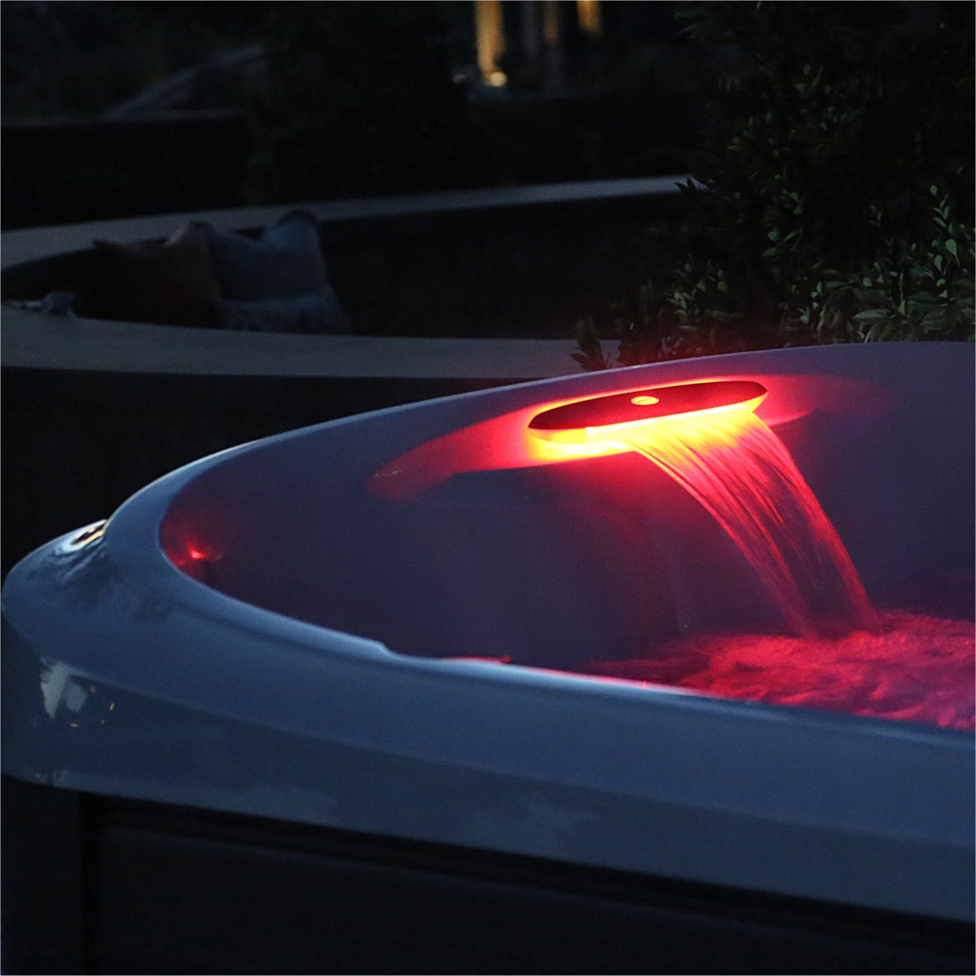  Jacuzzi® J485IP™ - 7 Person Hot Tub