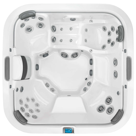  Jacuzzi® J575IP™ - 5-6 Person Hot Tub With 1 Lounger