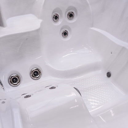  Jacuzzi® J215™ - 2-3 Person Hot Tub With 1 Lounger