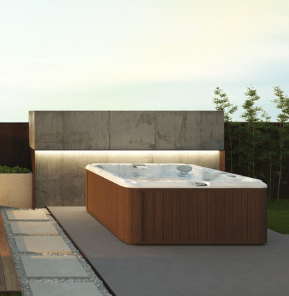  Jacuzzi® J245™ / J245IP™ - 7 Person Hot Tub
