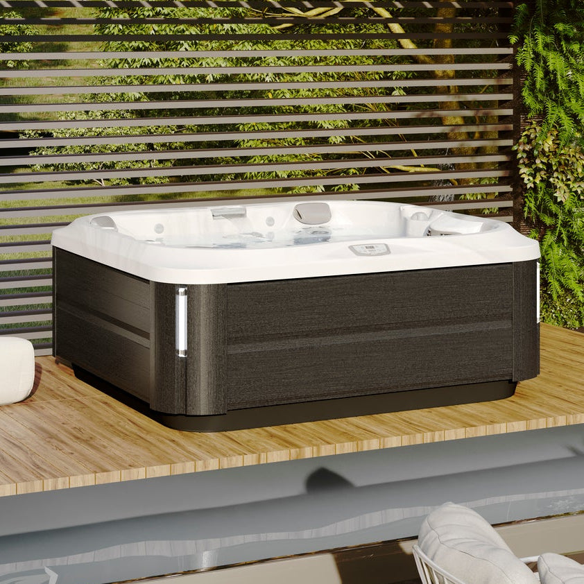  Jacuzzi® J355IP™ - 6 Person Hot Tub With 1 Lounger