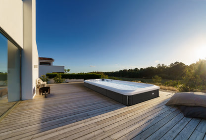  Jacuzzi® PowerActive™ J-19™ - 19ft Swim Spa