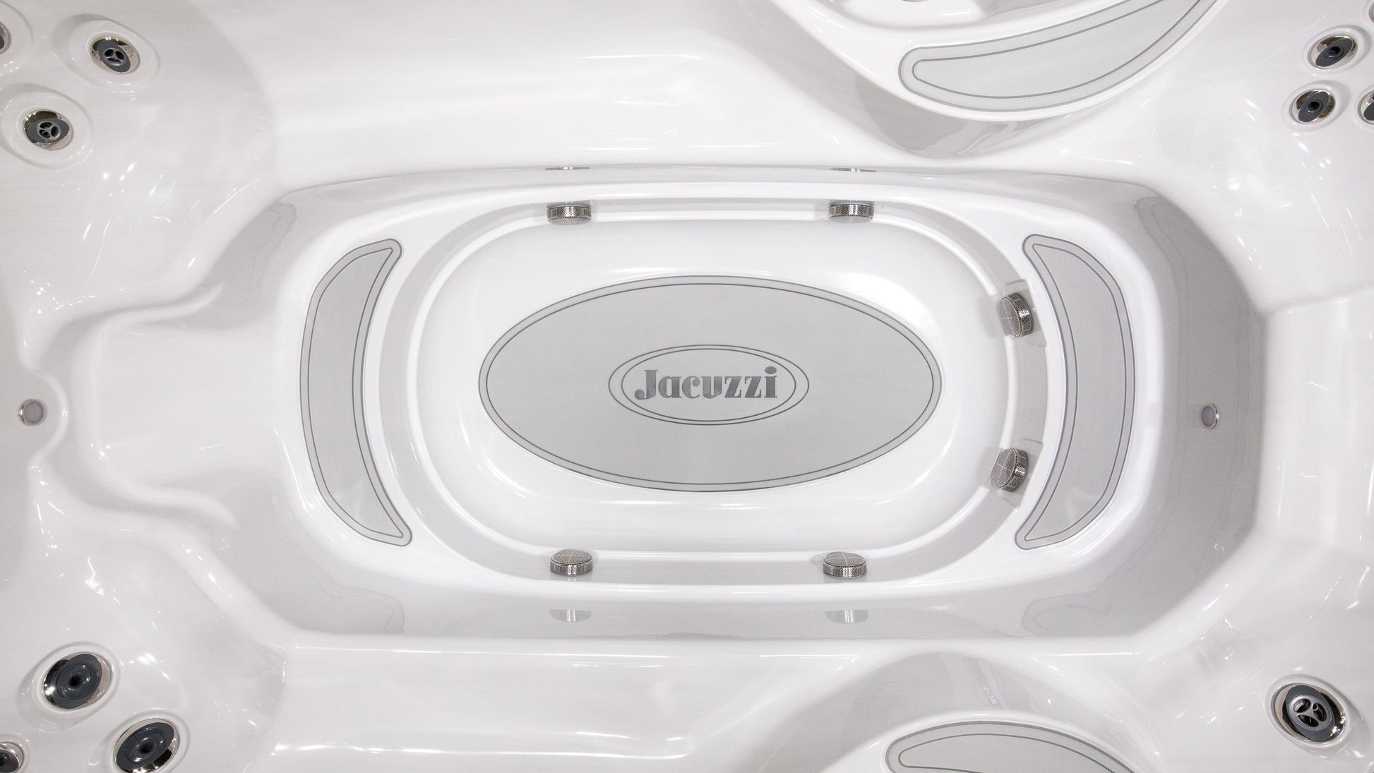  Jacuzzi® PowerPlay™ J-13™ - 13ft Swim Spa