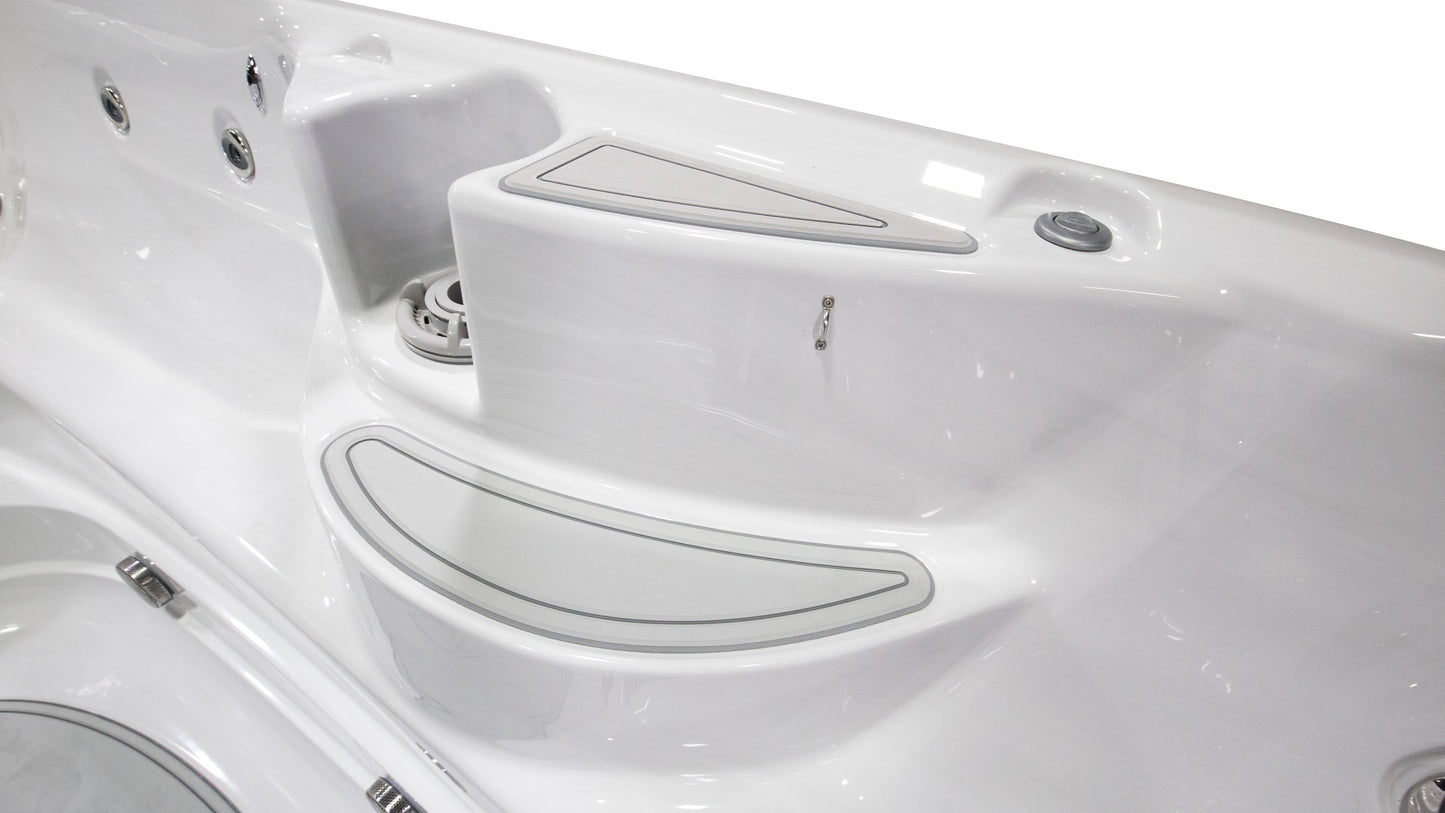  Jacuzzi® PowerPlay™ J-13™ - 13ft Swim Spa