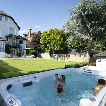  Jacuzzi® PowerPro™ J-19™ - 19ft Swim Spa
