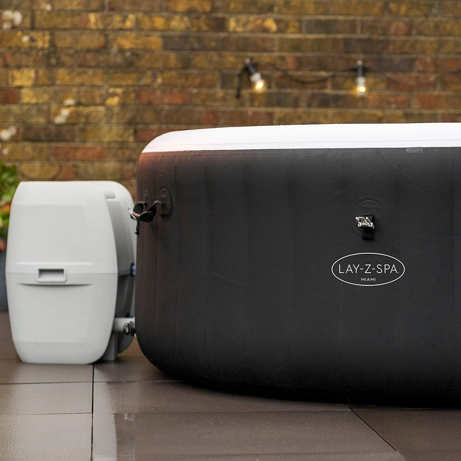 Lay-z Spa Lay-Z-Spa® AirJet Miami - 4 Person Inflatable Hot Tub