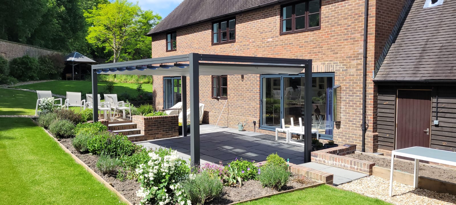  Bespoke Velarium Metal Hot Tub Gazebo With Waterproof Retracting Canopy Roof