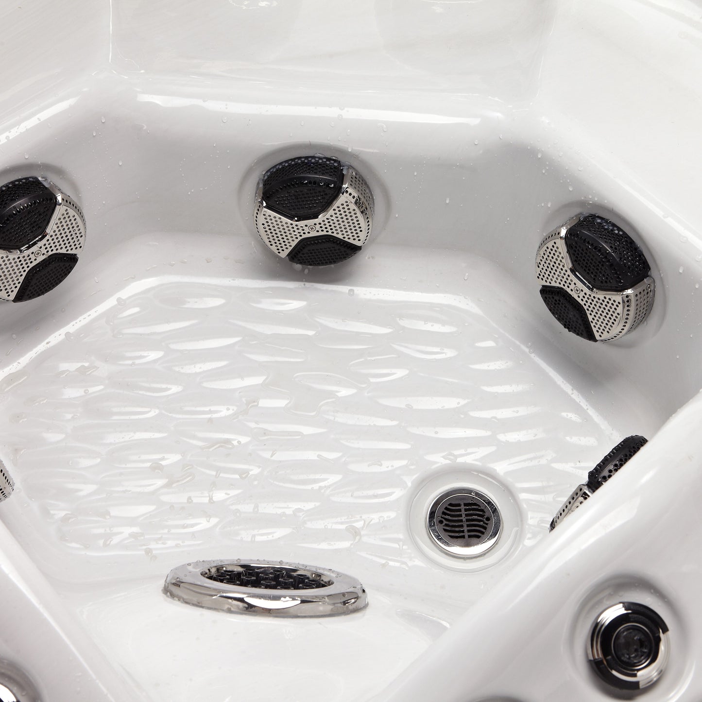  Outdoor Marseille - 5 Person Hot Tub With 2 Loungers