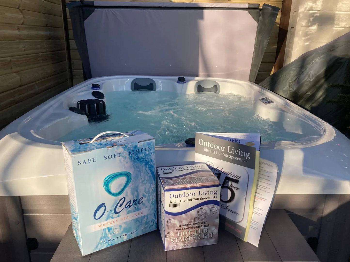  Outdoor Tahiti - 3 Person Hot Tub With 1 Lounger