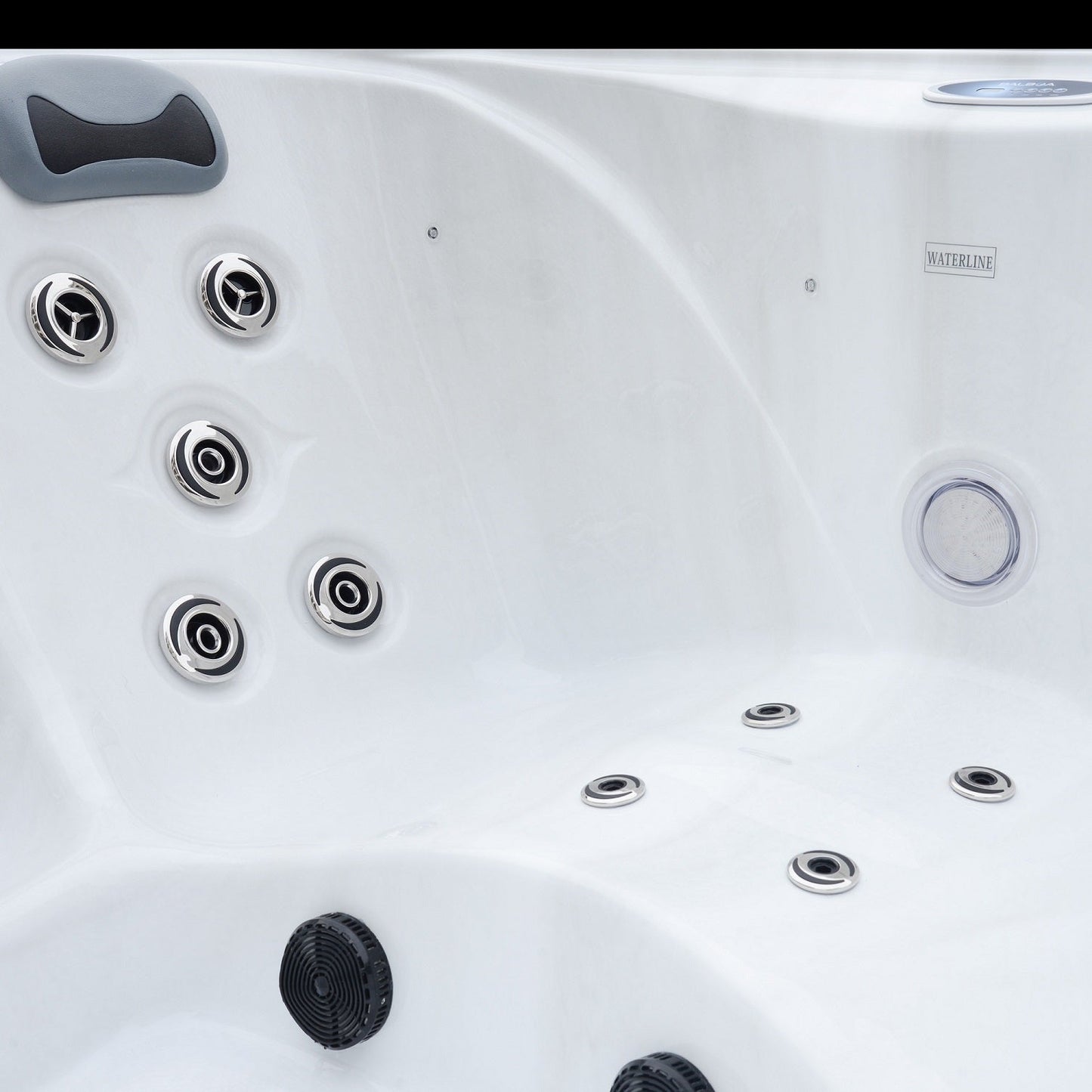  Outdoor Tahiti - 3 Person Hot Tub With 1 Lounger