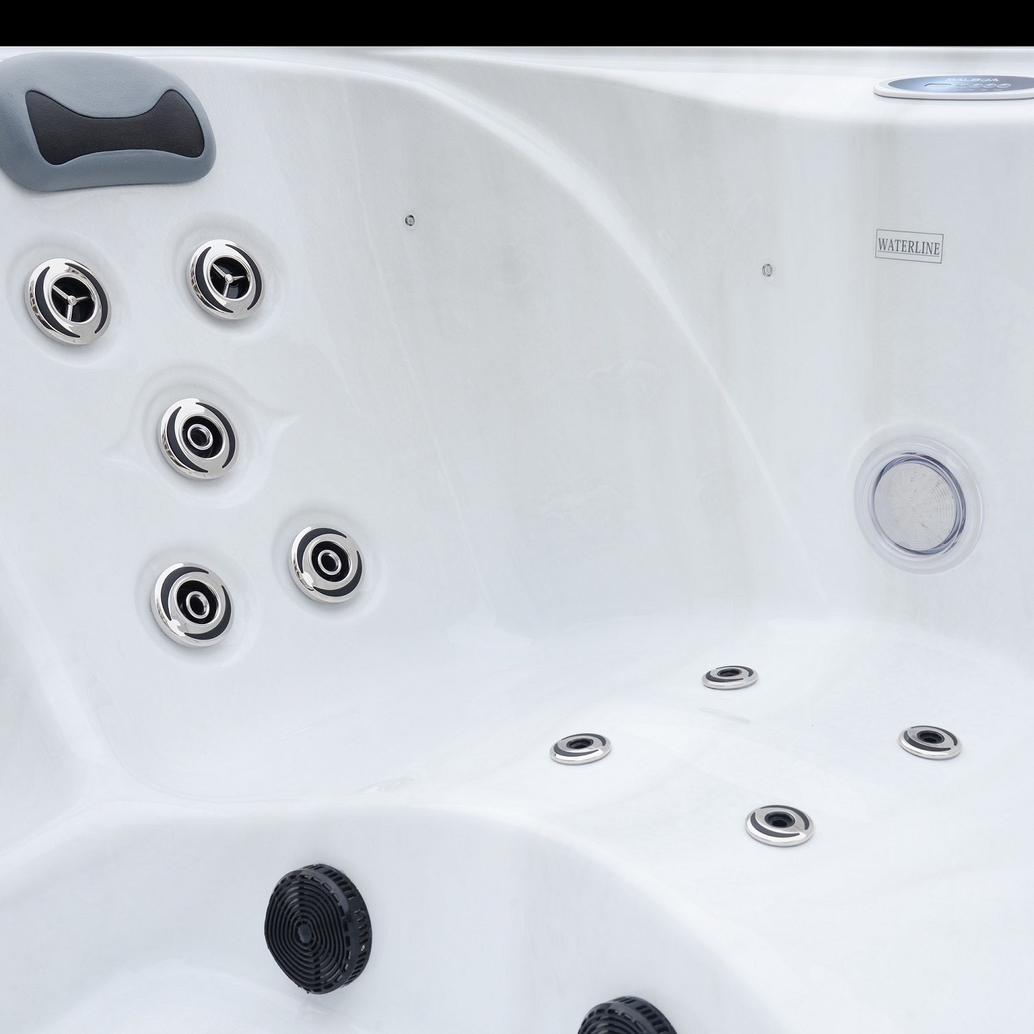  Outdoor Tahiti - 3 Person Hot Tub With 1 Lounger