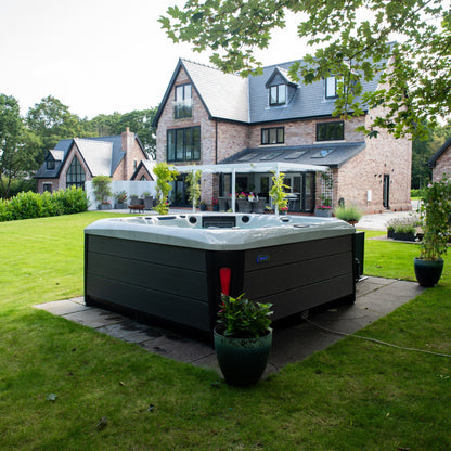  Outdoor Tokyo - 6 Person Hot Tub With 1 Lounger