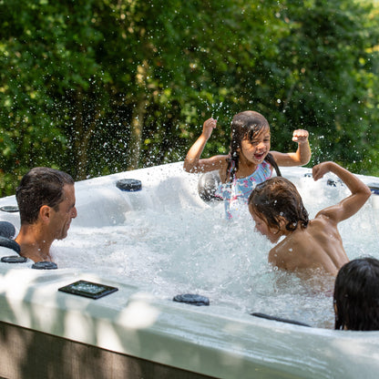 Outdoor Tokyo - 6 Person Hot Tub With 1 Lounger