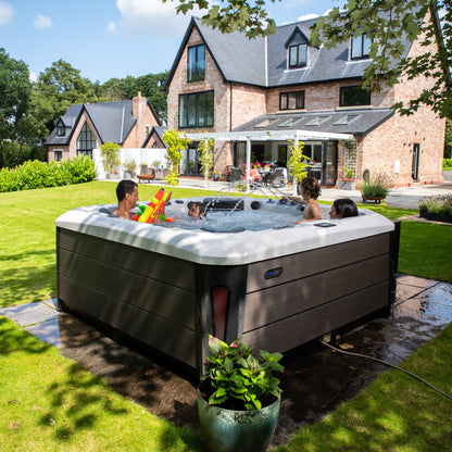  Outdoor Tokyo - 6 Person Hot Tub With 1 Lounger