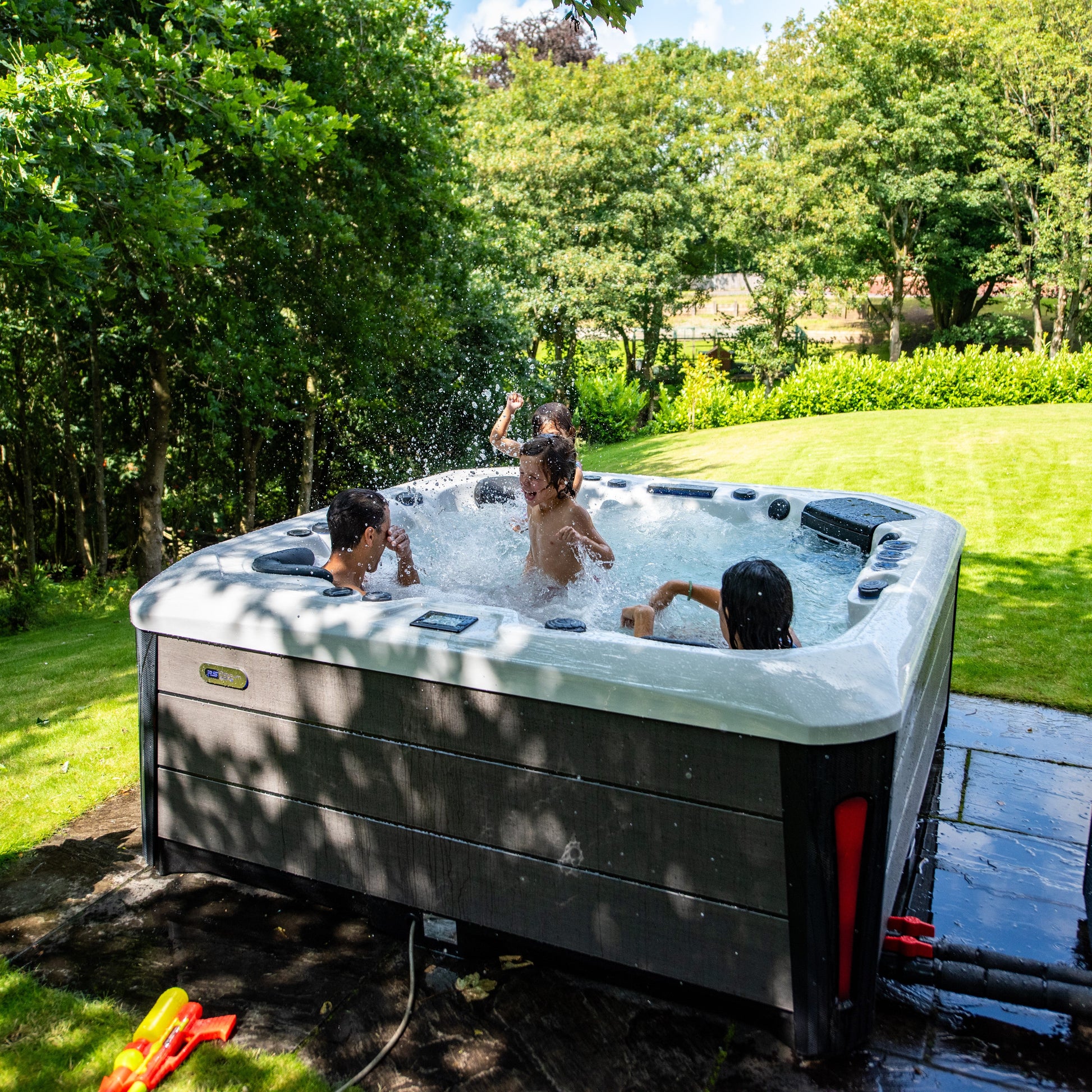  Outdoor Tokyo - 6 Person Hot Tub With 1 Lounger