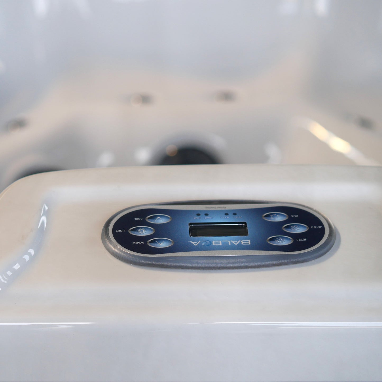  Outdoor Refresh - 6 Person Hot Tub With 1 Lounger