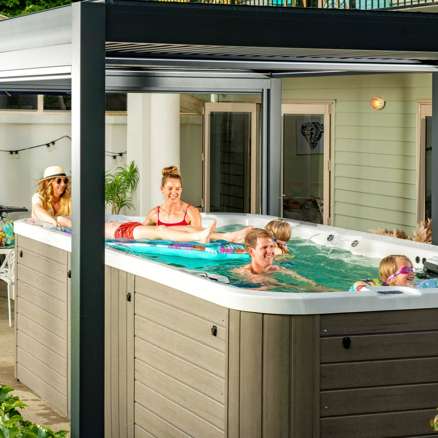  Sun & Soul™ 4000™ - 13ft Swim Spa