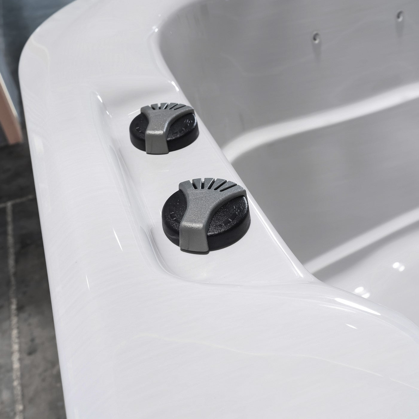  Sun & Soul™ 4000™ - 13ft Swim Spa