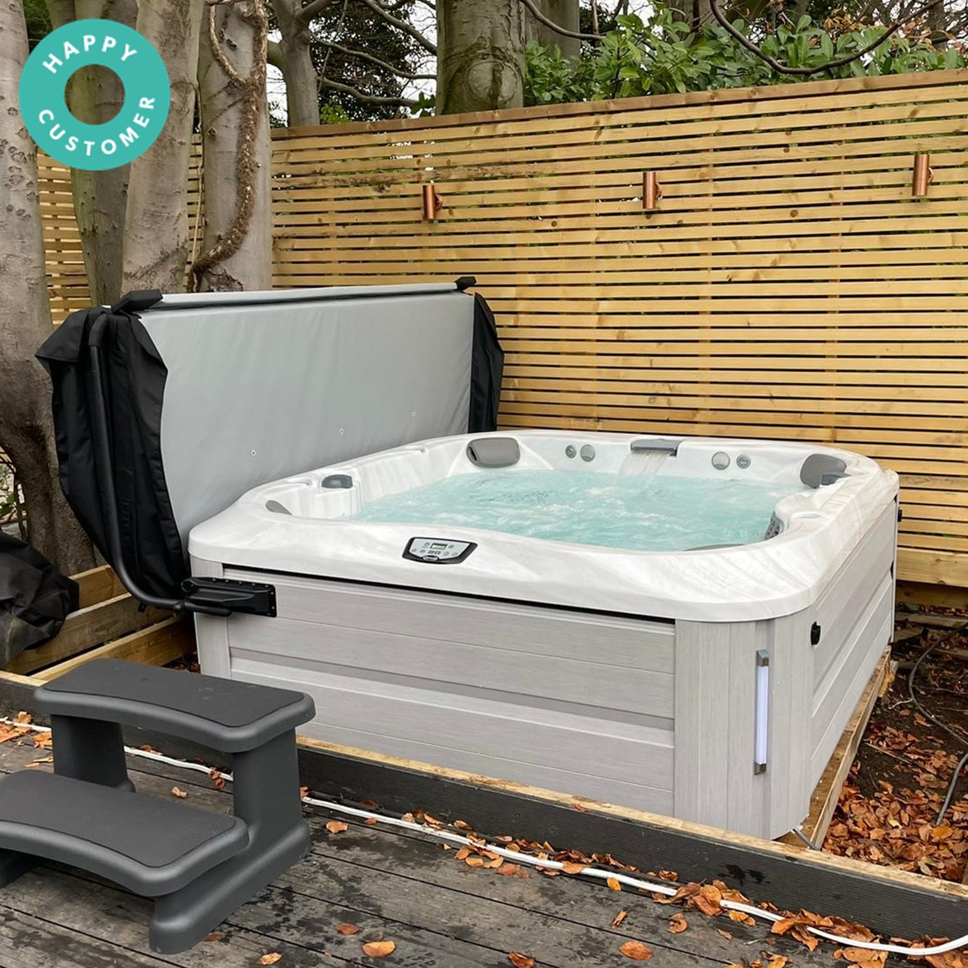 Jacuzzi® J345IP™ - 7 Person Hot Tub