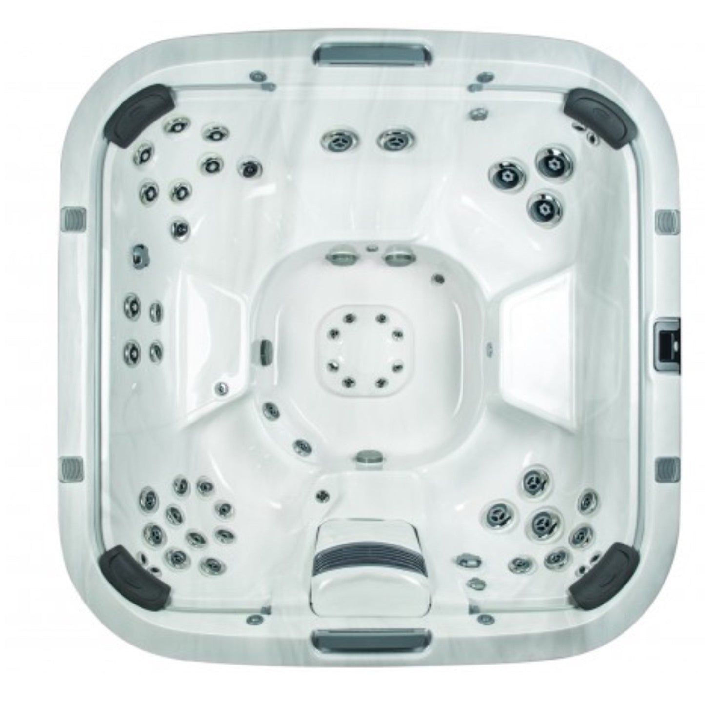  Jacuzzi® J585™ ProLast™ Hot Tub Winter Cover