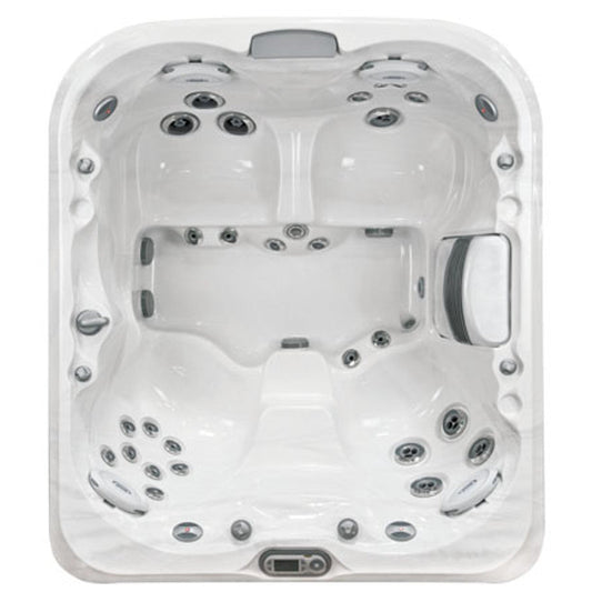  Jacuzzi® J425™ ProLast™ Hot Tub Winter Cover
