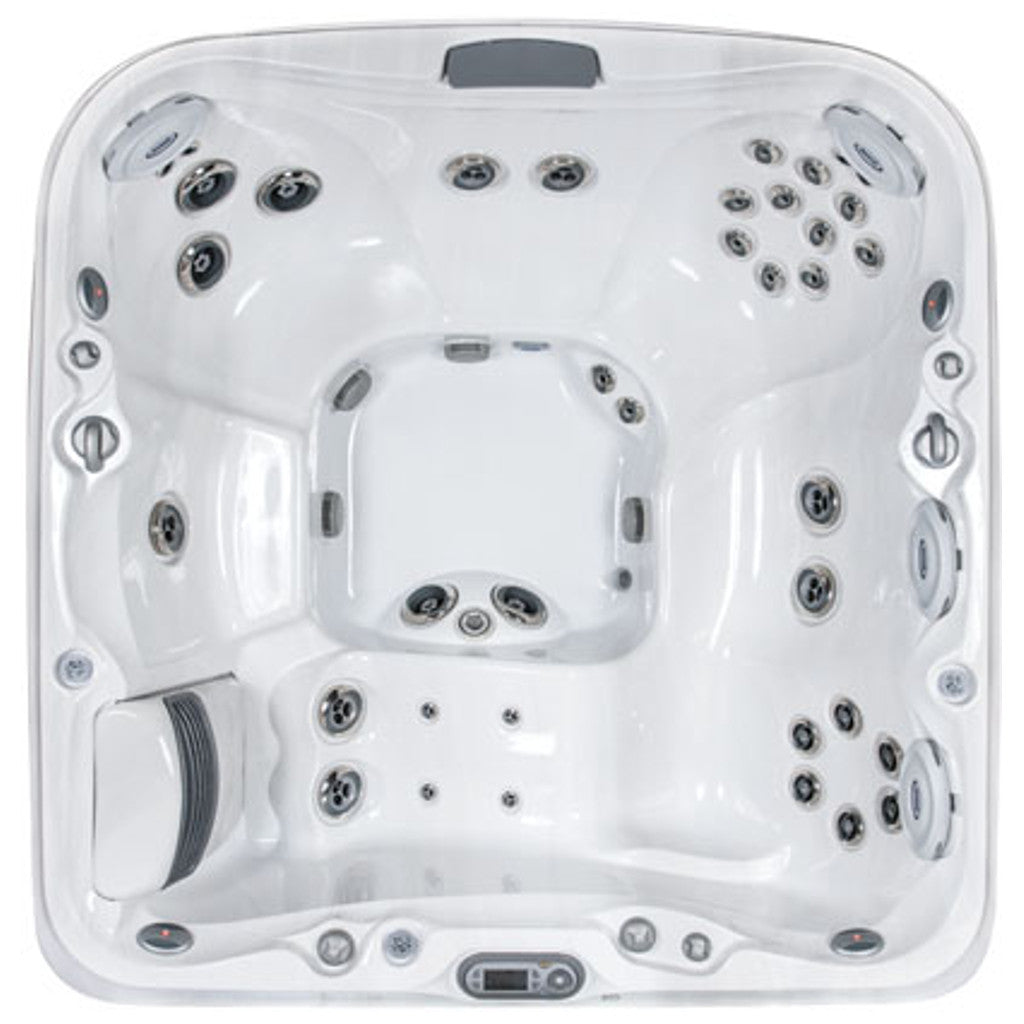  Jacuzzi® J465™ ProLast™ Hot Tub Winter Cover