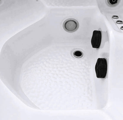  Outdoor Sun - 5 Person Hot Tub With 1 Lounger
