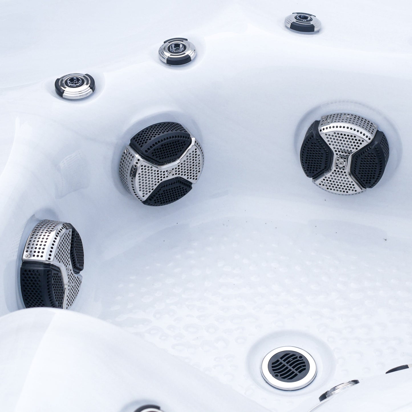  Outdoor Companion - 5 Person Hot Tub With 2 Loungers