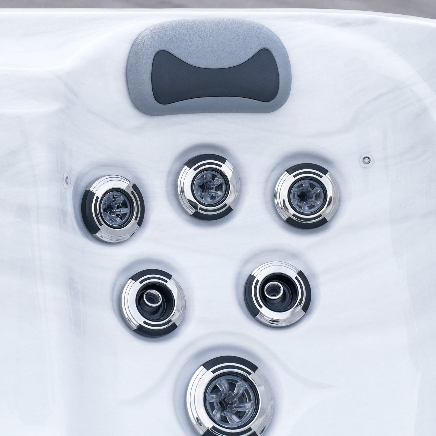  Outdoor Companion - 5 Person Hot Tub With 2 Loungers